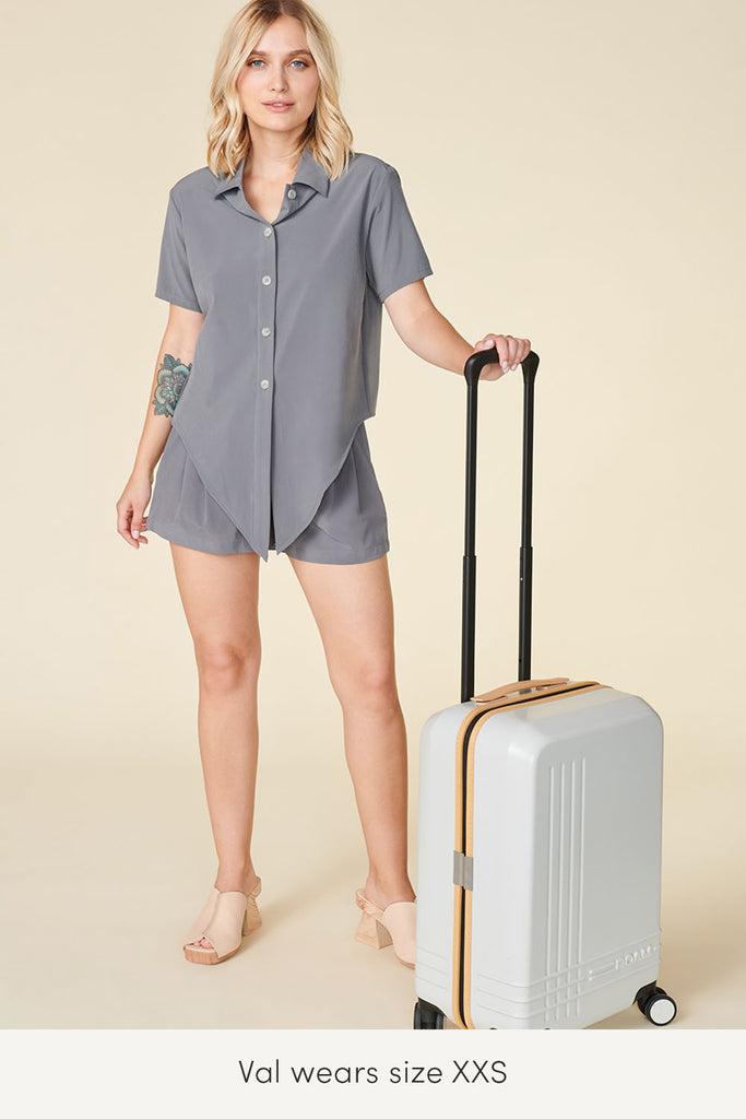 xxs travel set in grey poppy seed color