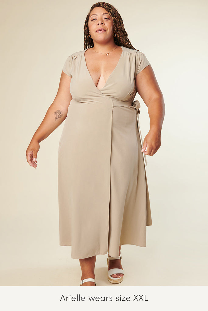 xxl plus size travel dress with pockets lightweight material