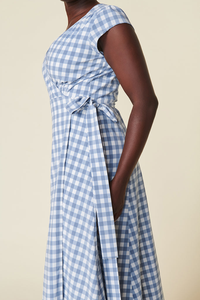 reversible wrap dress for travel in blue plaid color