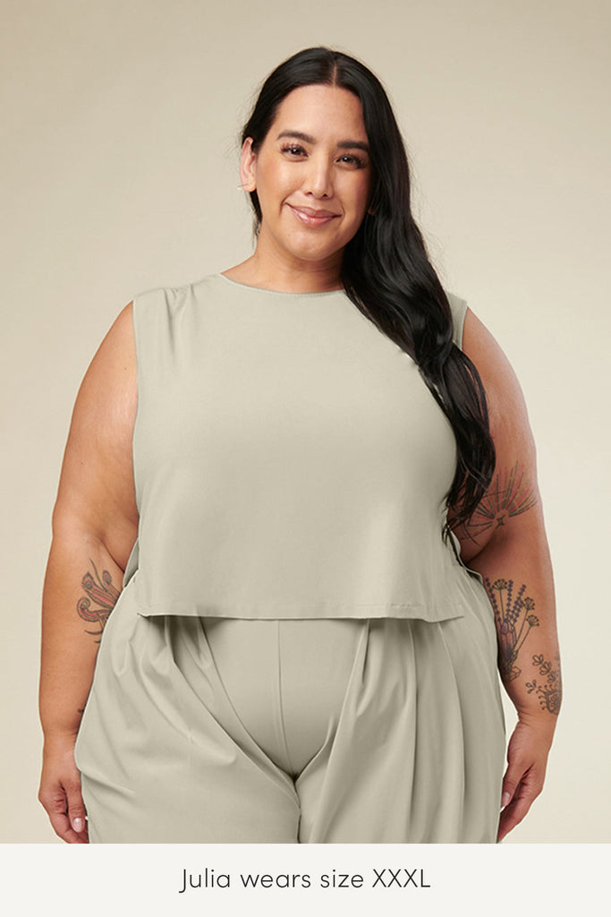 xxxl plus size easy to pack travel tank in neutral color